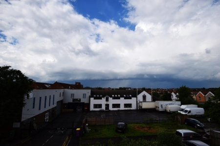 Shelf cloud North of Bristol