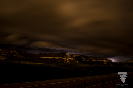 Long exposure of a shelf cloud rolling in over the Scotts Bluff National Monument